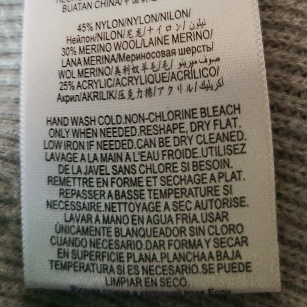 BCBG MAXAZRIA WOMENS LACE UP-CORSET- CROP SWEATER-LIGHT GRAY- SIZE MEDIUM - Picture 10 of 12